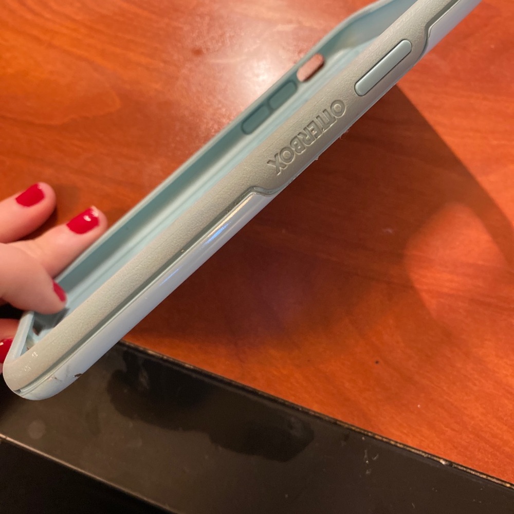 iPhone XS case - Picture 3 of 3